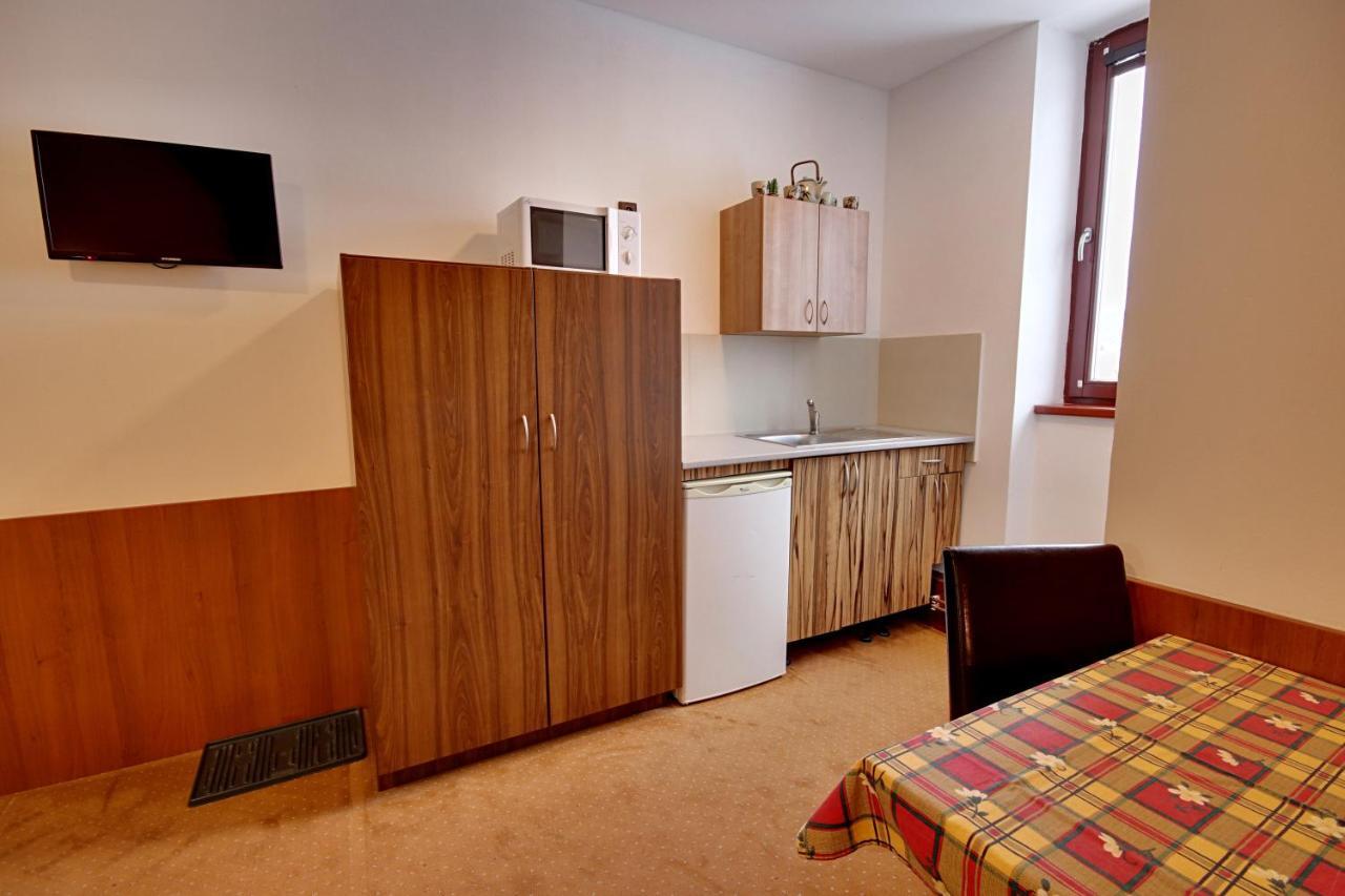 Apartmany Kadlecu โวลารี ภายนอก รูปภาพ